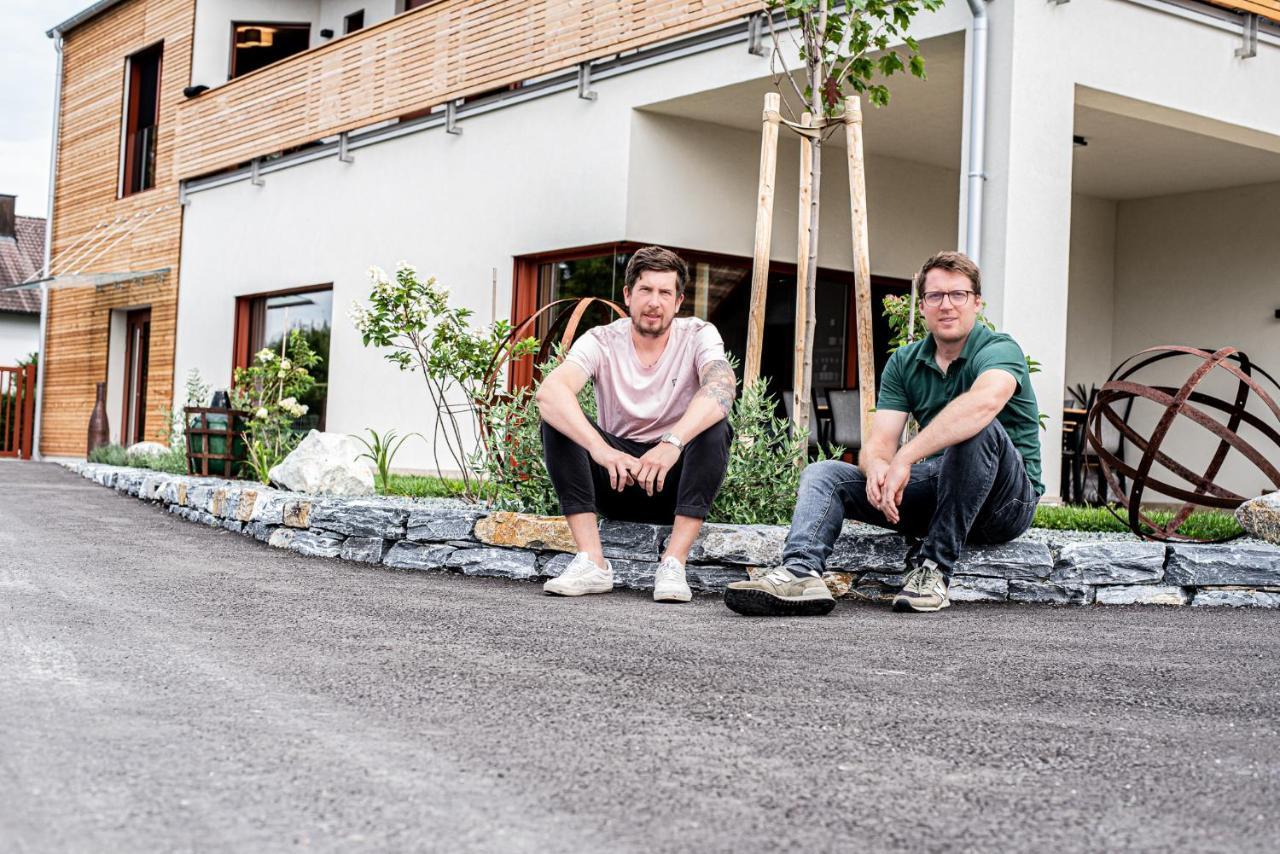 Gober & Freinbichler Weine Von Hand Horitschon Buitenkant foto